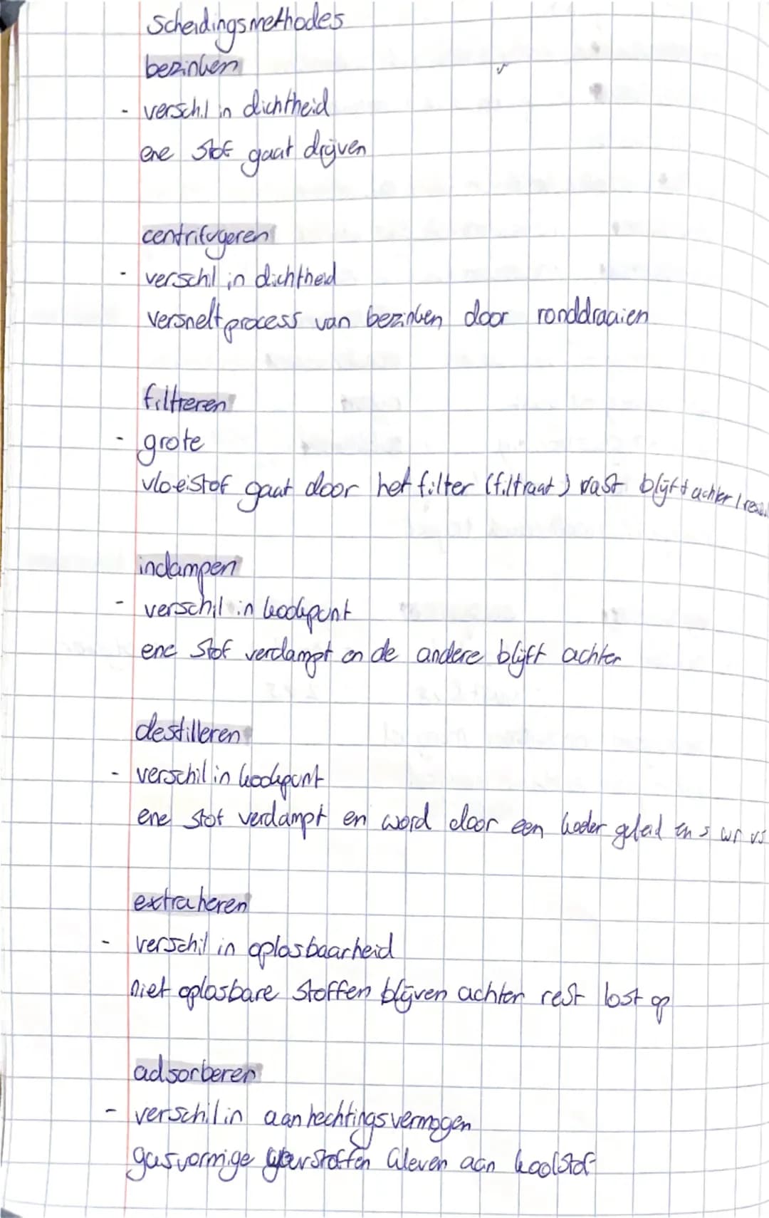 ## samenvatting hst. 1

microniveau is onderzoek met moleculen
macroniveau is op bass van antigeen
fases Stoffen:

- vast: moleculen trillen