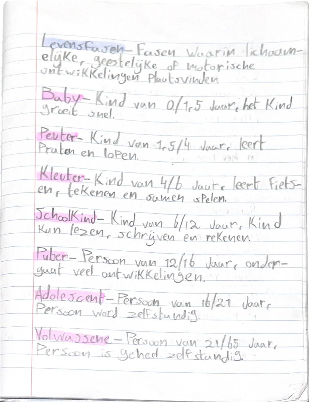 Aantekeningen Toets!!-Bio. Hfd. 1

!1.1!

Een organisme
-Een levend wezen

Organismen zijn:
-Men sen
-dieren
-Planten
-Bacteriën
-Schimmels
