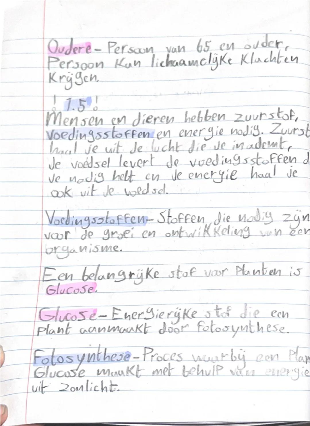 Aantekeningen Toets!!-Bio. Hfd. 1

!1.1!

Een organisme
-Een levend wezen

Organismen zijn:
-Men sen
-dieren
-Planten
-Bacteriën
-Schimmels
