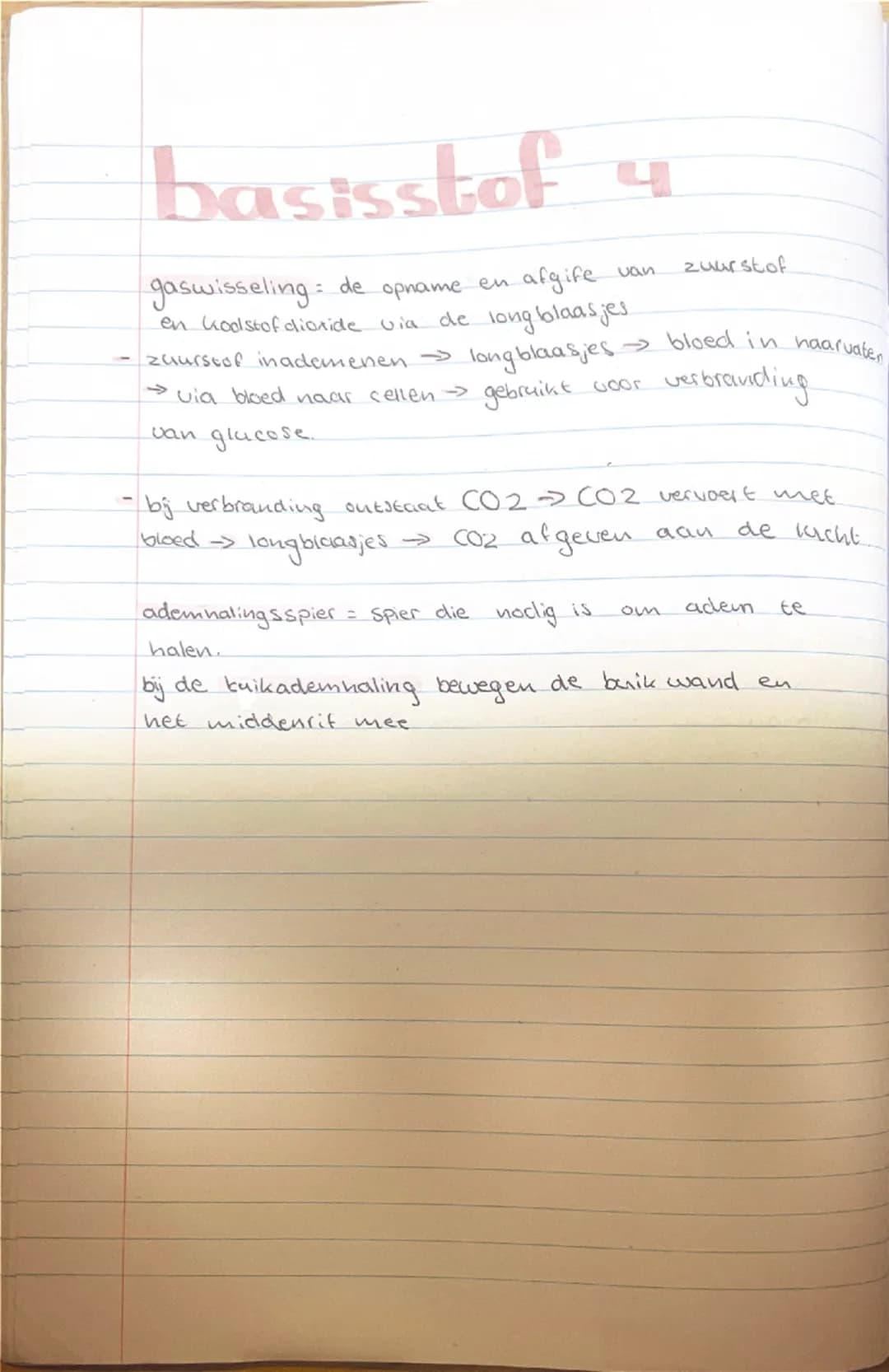 basisstof 4

gaswisseling de opname en afgife van zuurstof
en koolstofdionide via de long blaasjes

zuurstof inademenen
cp5
zuurstof
long bl