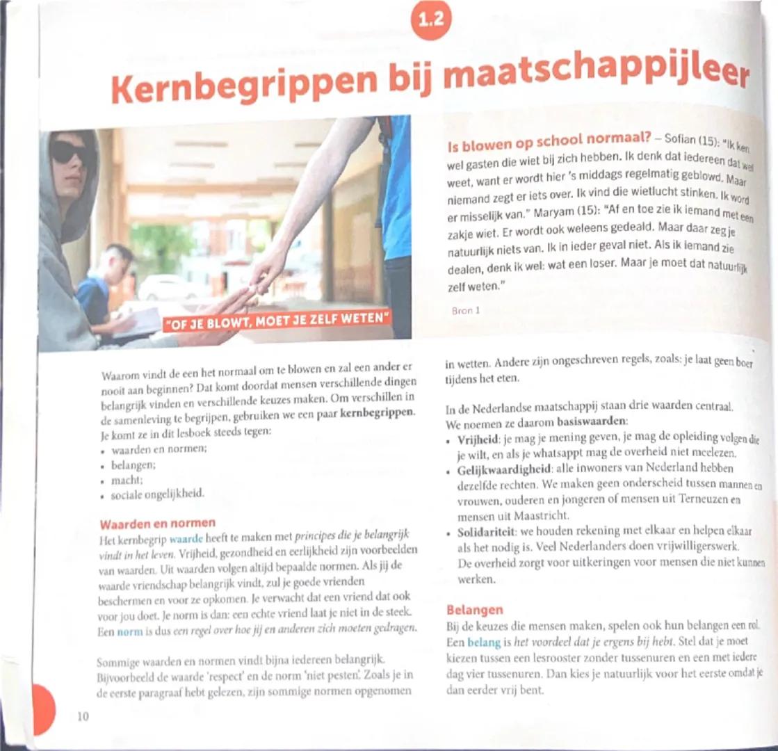 # 1.1

# De maatschappij

"HET IS BELANGRIJK
OM JE STEM TE LATEN HOREN"

Welkom, bij je allereerste les maatschappijleer. Maatschappijleer
g