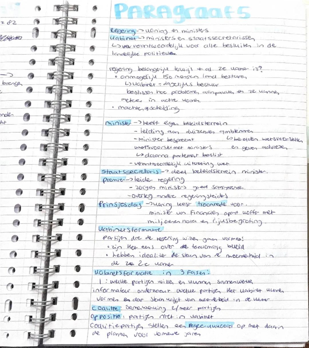 ## Maatschappijleer

### Hoofdstuk 3

Politiek → gaat over mazen ucuze's waarom alle
burgers in een staat zijn gebonden.
Politici nemen besl