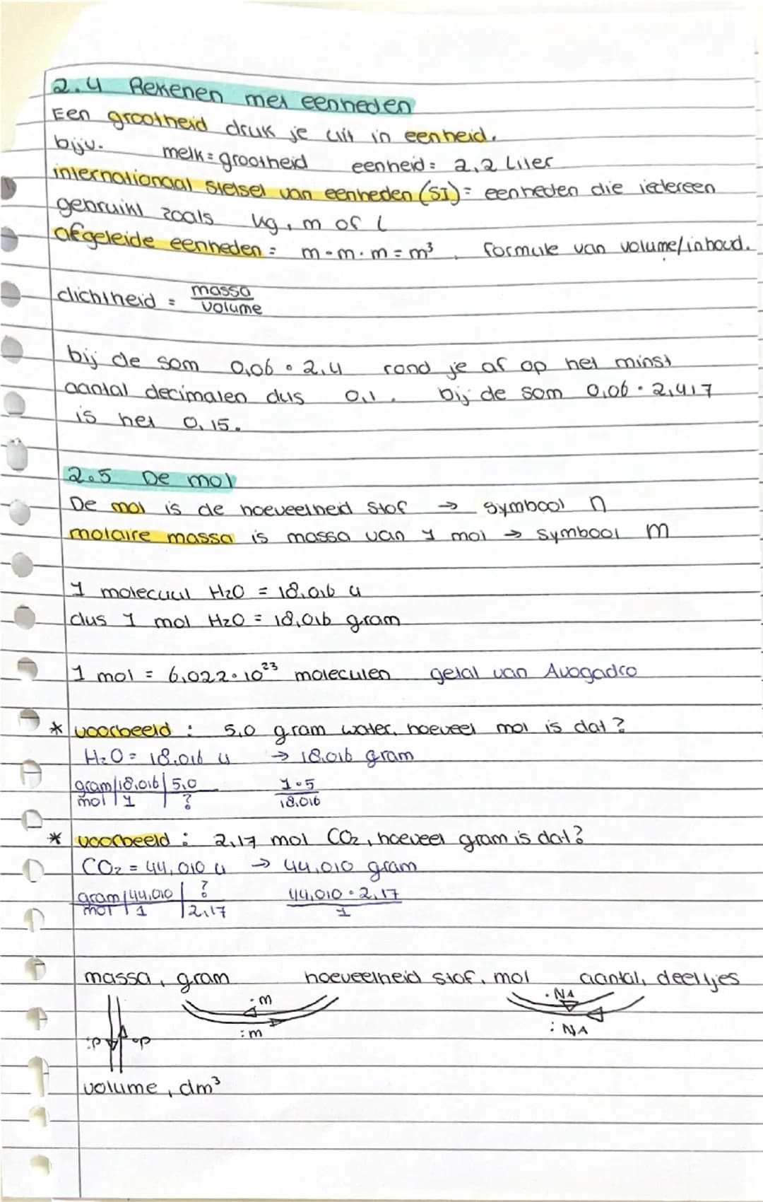 # Scheikunde
## 2.1 Periodiek Systeem
**Atoommodel van Rutherford**
hoorastuk 2
- atomen zijn geen massieve bolletjes maar kleinere deeltjes
