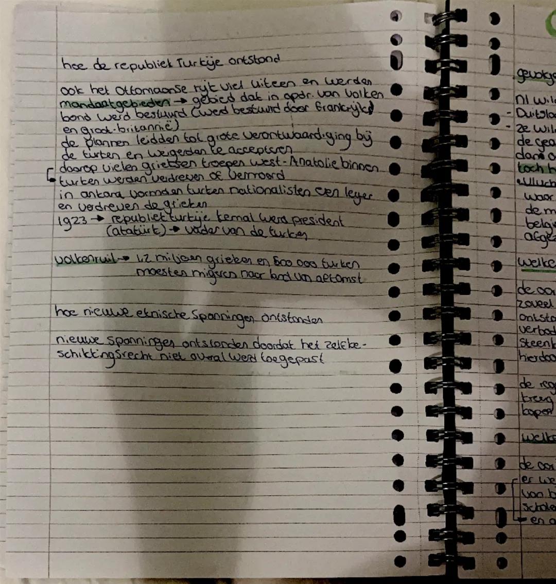 - angers von de
- en bloedige
Joenen doden

- vormde lenin
- y boeren weg
Plat

- verslagen

- t eltaor
- de Sovjet-
eleid door

1

geschied