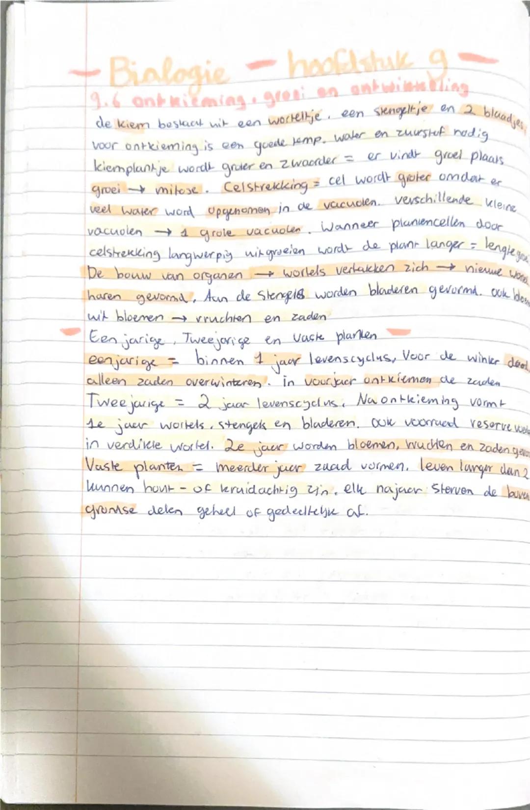 -Biologie-Hoofdstuk g

9.1 Bladeren.

Bladeren bestaan uit verschillende typen weefsels

opperhuid met huid mondjes: hierdoor worden gassen 