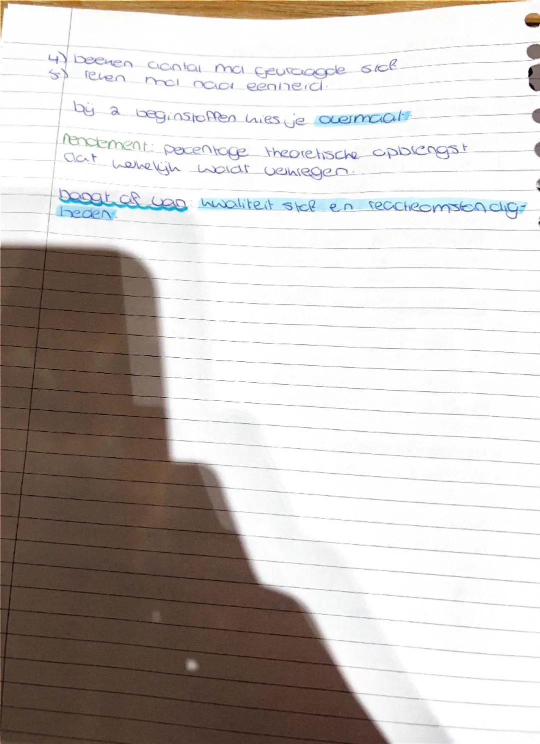 # Scheikunde

3.1 indeling van stoffen

* stroomgeleiding = stoleigenschap op macioniveau.
stof han geleiden als stof geladen cleeltjes beva