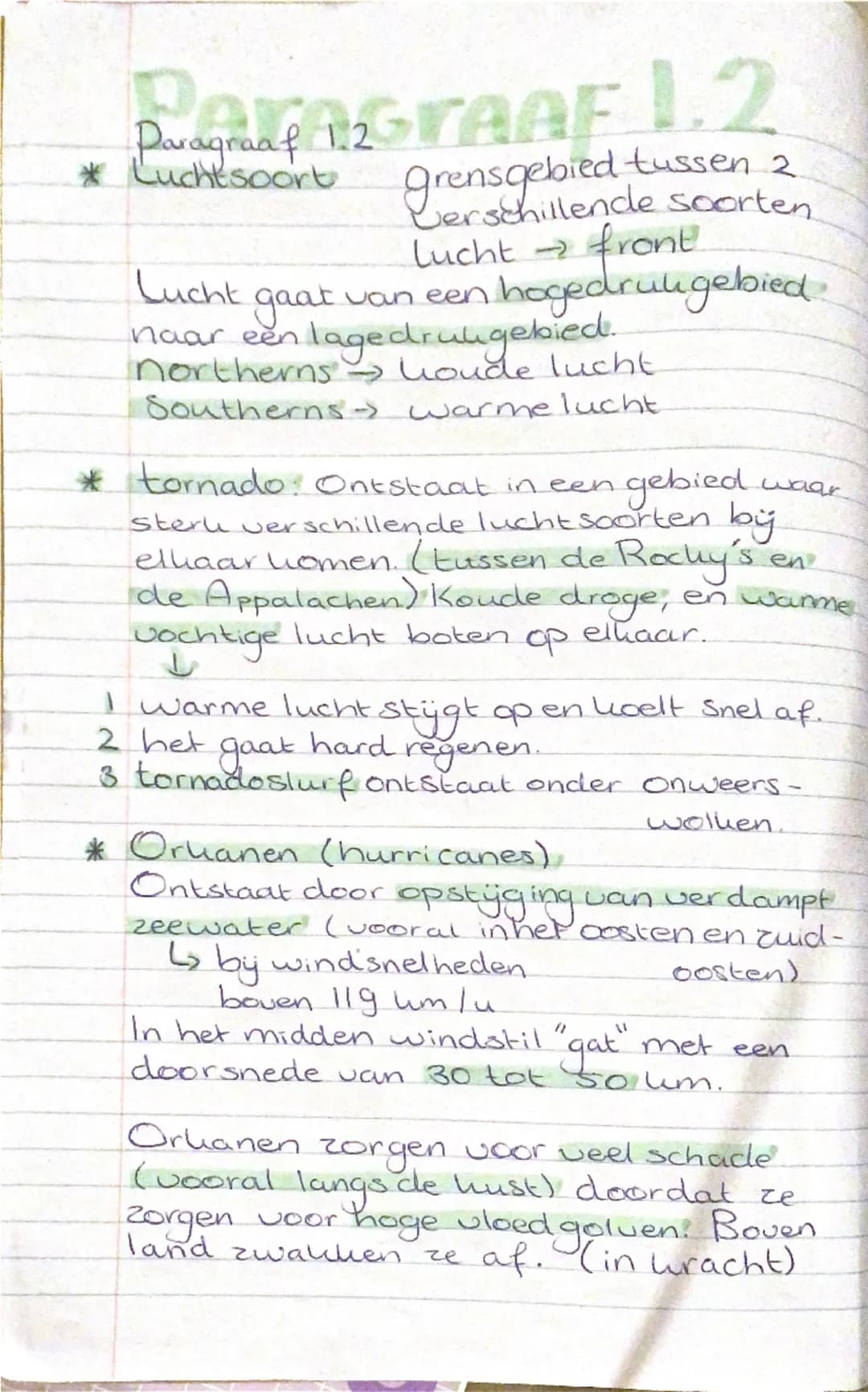 ## Factoren die de temperatuur beïnvloeden

- woud
- warm
- woud

1 breedteligging
hoe dichter bij de
evenaar hoe warmer

2 blaadje
3 hoogte