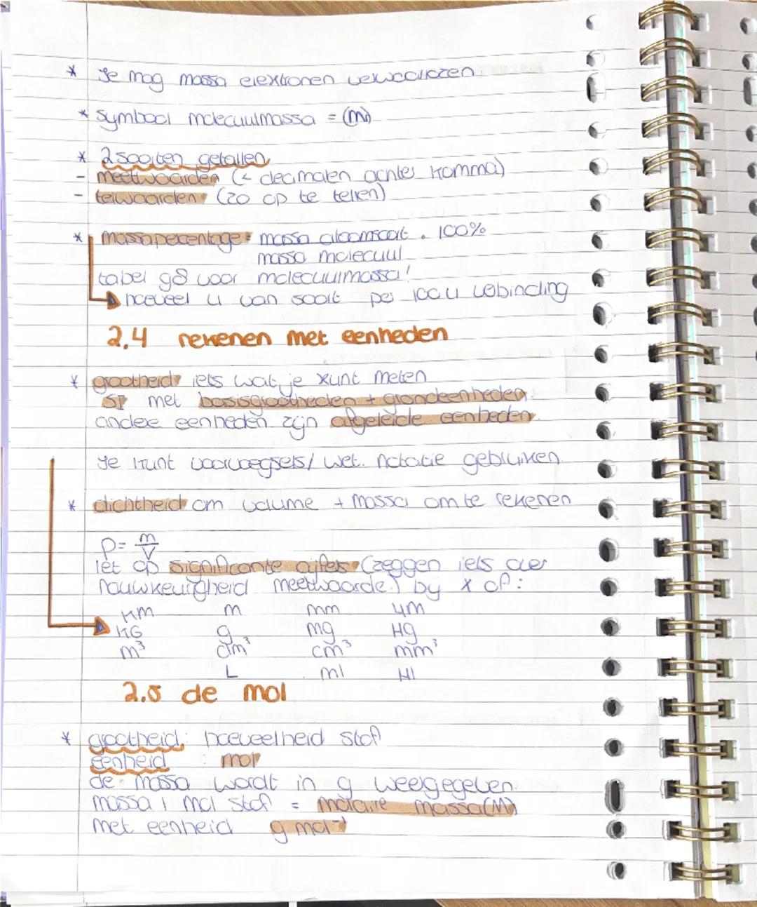 # Scheikunde

2,1 periodiex systeem
* met micconiveau wadt geprobeerd om stopeigenschap-
pen op macroniveau te verklaren.
* model om microni
