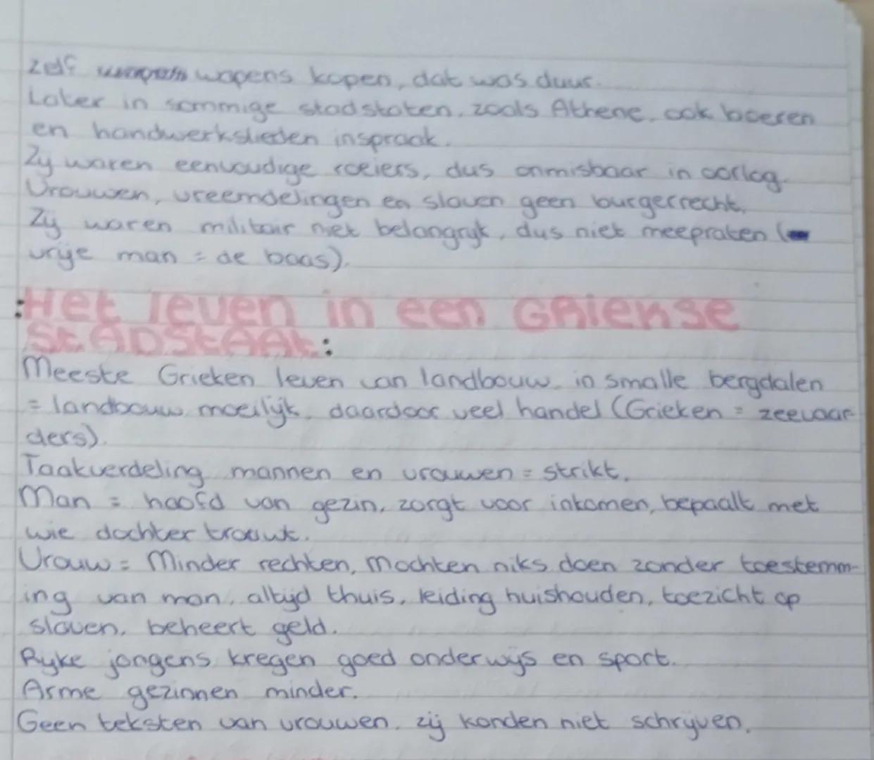 # H2 De Grieken
# §1 Het leven in een Griekse stadstaat

## Stadstaten:
450 u. C. woonden randen Middellandse Zeegebied de Grieken, verdeeld