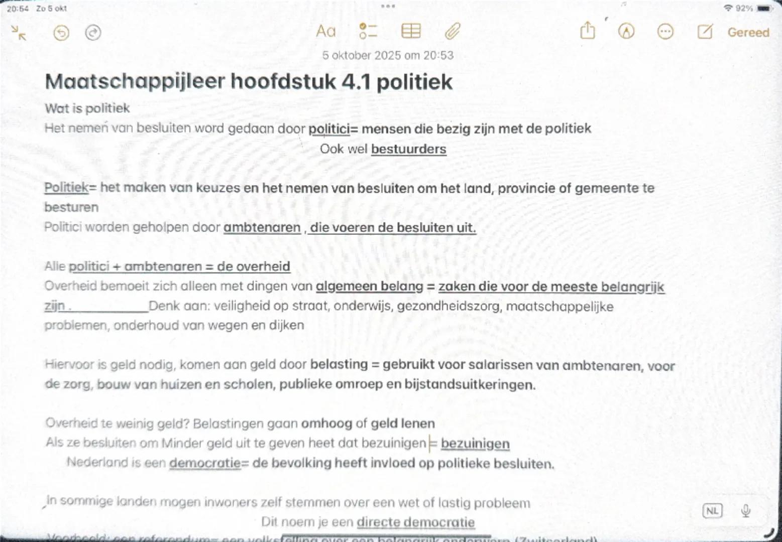 # Maatschappijleer hoofdstuk 4.1 politiek

Wat is politiek

Het nemen van besluiten word gedaan door politici= mensen die bezig zijn met de 