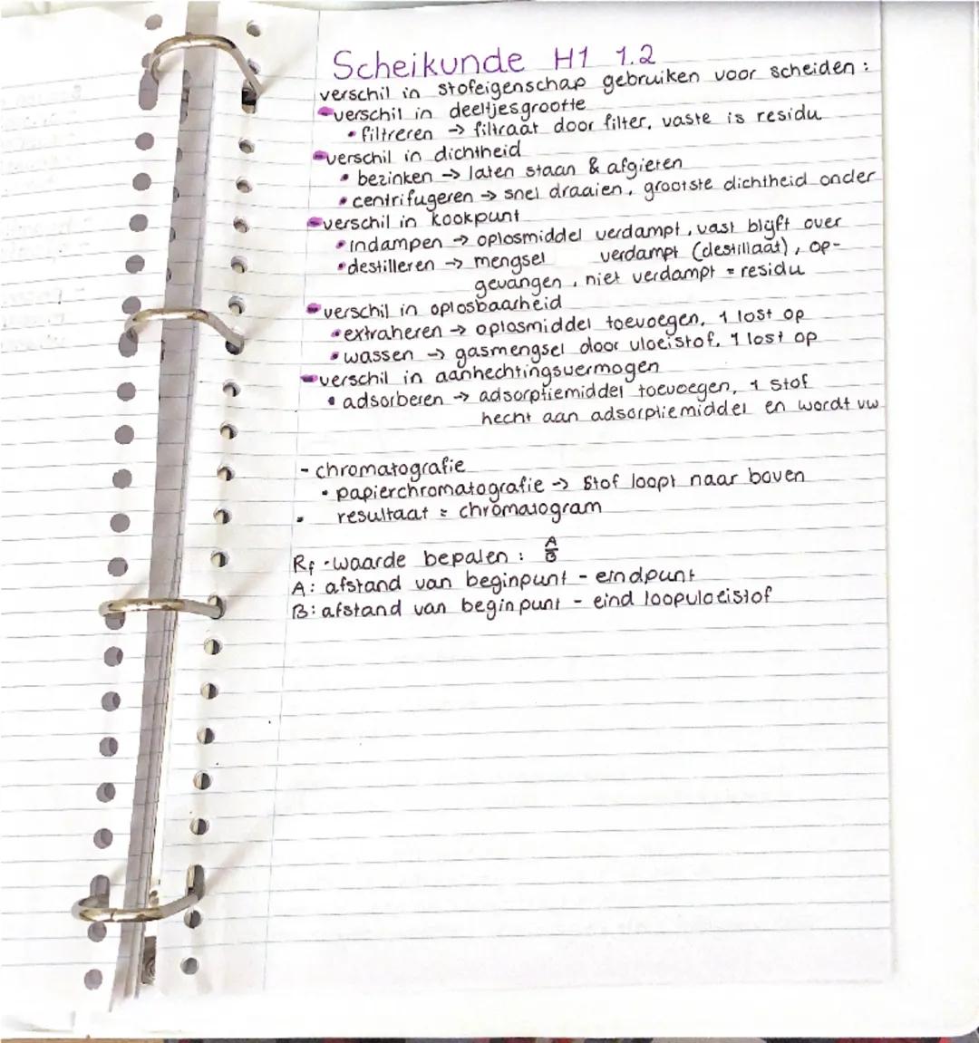 # Scheikunde H1 1.1

- Stofeigenschappen waarnemen = macroniveau
- Moleculen (aan elkaar gebonden atomen) = microniveau
- Zuivere stof besta