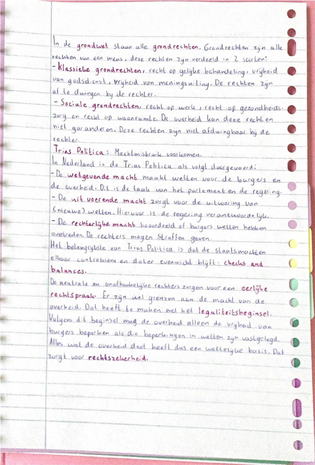 maatschappy leer

hoofdstuk 2

Wat zyn rechtsnormen? Rechtsnormen zijn gedragsregels die door de
overheid wettelijk zijn vastgesteld. Alle w