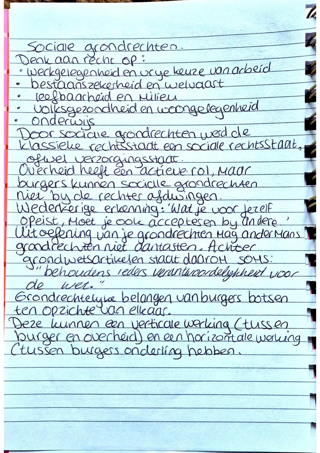2.2 Grondwet en grondrechten
De grondwet:
- begrenst de macht van de staat
- legt fundamentele rechten van burgers
vast.
- geeft aan hoe de