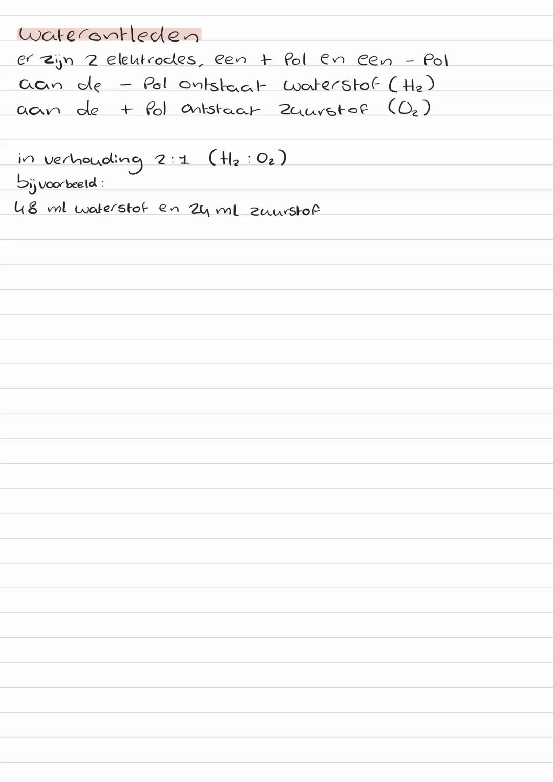 # Scheikunde H₂
2.1
Macroniveau → Kun je waarnemen (zien)
Microniveau → kun je niet zien (moleculen)
atoom = element
- 1 molecuul bestaat