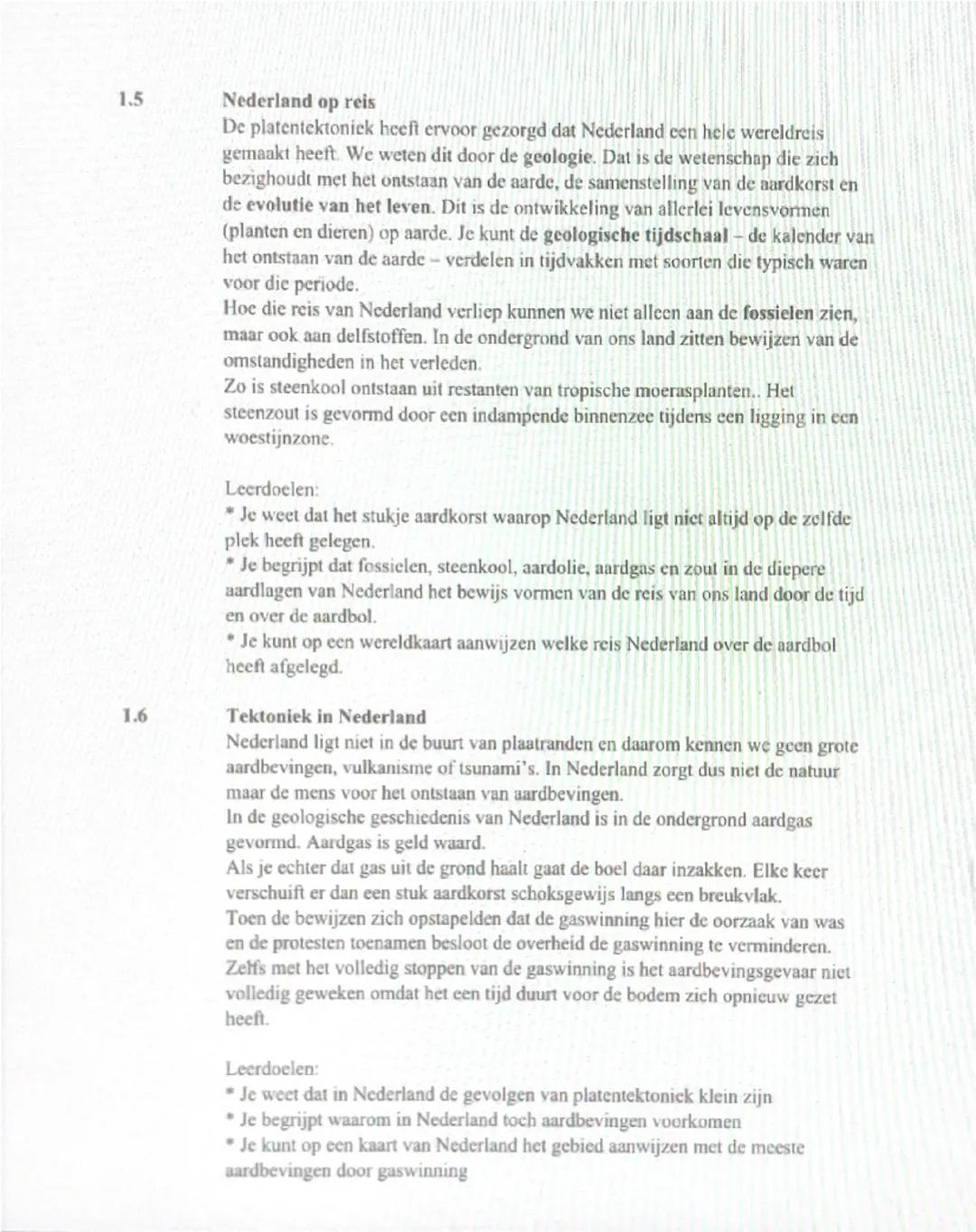 Aardrijkskunde
1.1
De aarde verschuift
De aarde bestaat uit drie lagen:
* De vaste aardkern in het binnenste van de aarde.
* De stroperige,