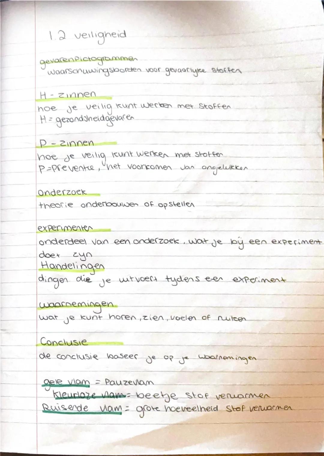 しん
# Scheikunde H1
## 1.1 Stofeigenschappen
begrippen
# mengsel
lets wat bestaat uit 2 of meer stoffen
# Zuivere stof
lets wat bestaat uit