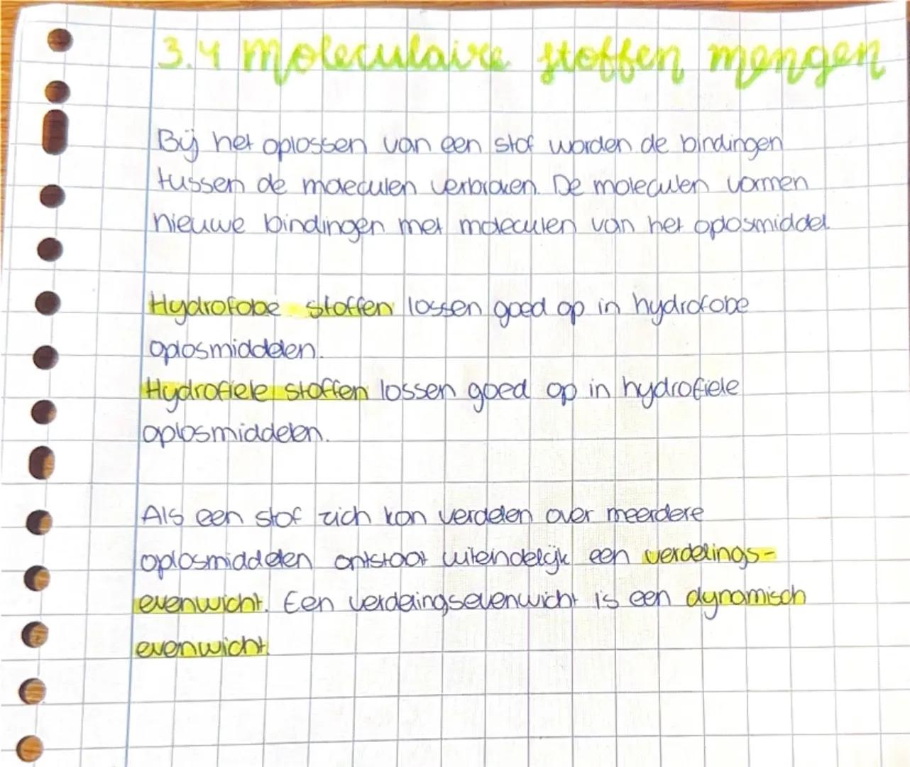3.1 De bouw van stoffen
Om elektrische stroom te geleiden zijn geladen deeltjes
nodig die vrij kunnen bewegen.
Metalen
- metaalatoom
- meta